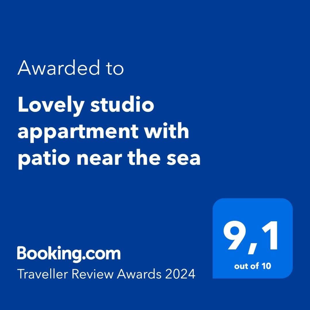Lovely Studio Appartment With Patio Near The Sea โคเปร์ ภายนอก รูปภาพ